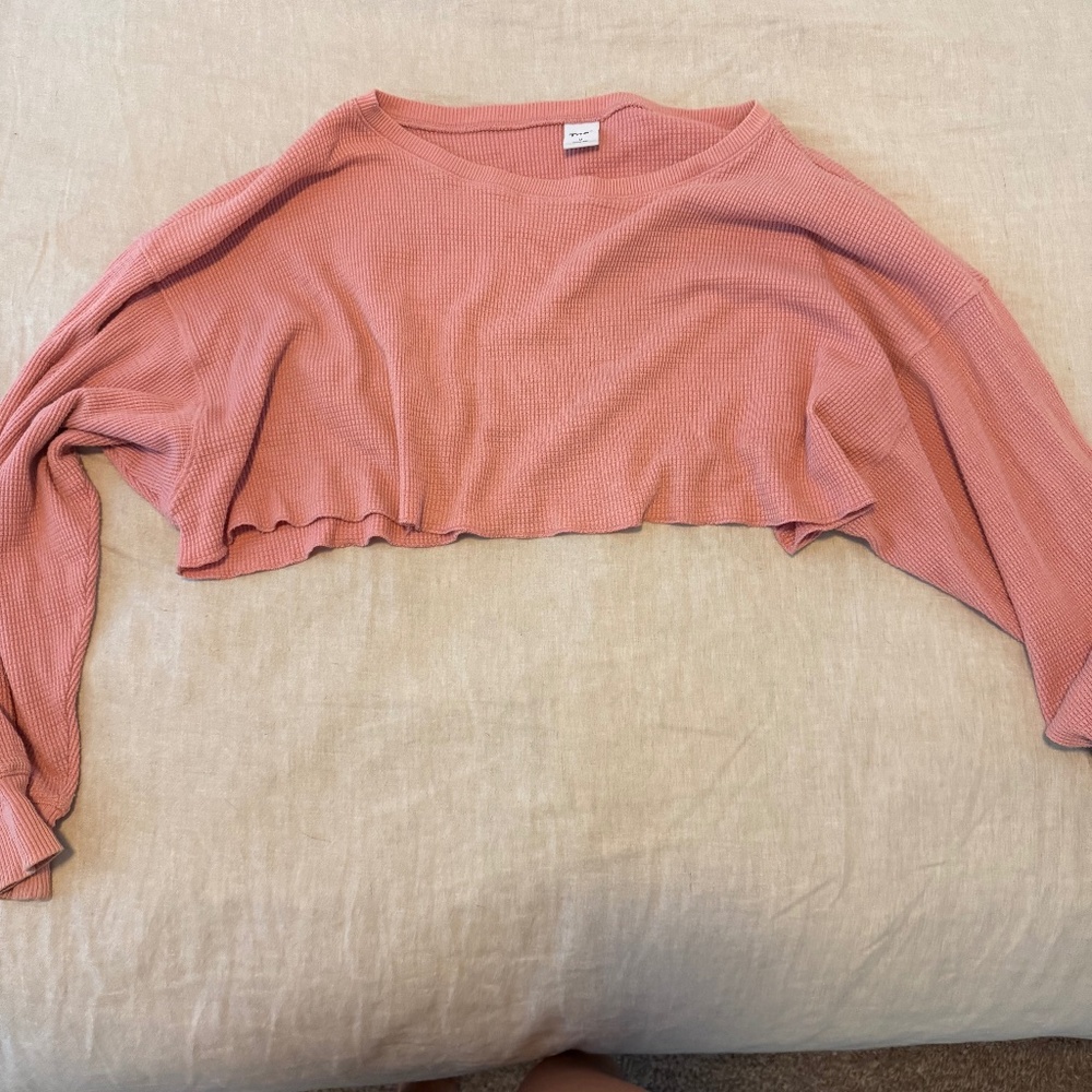 Aritzia oversized cropped thermal